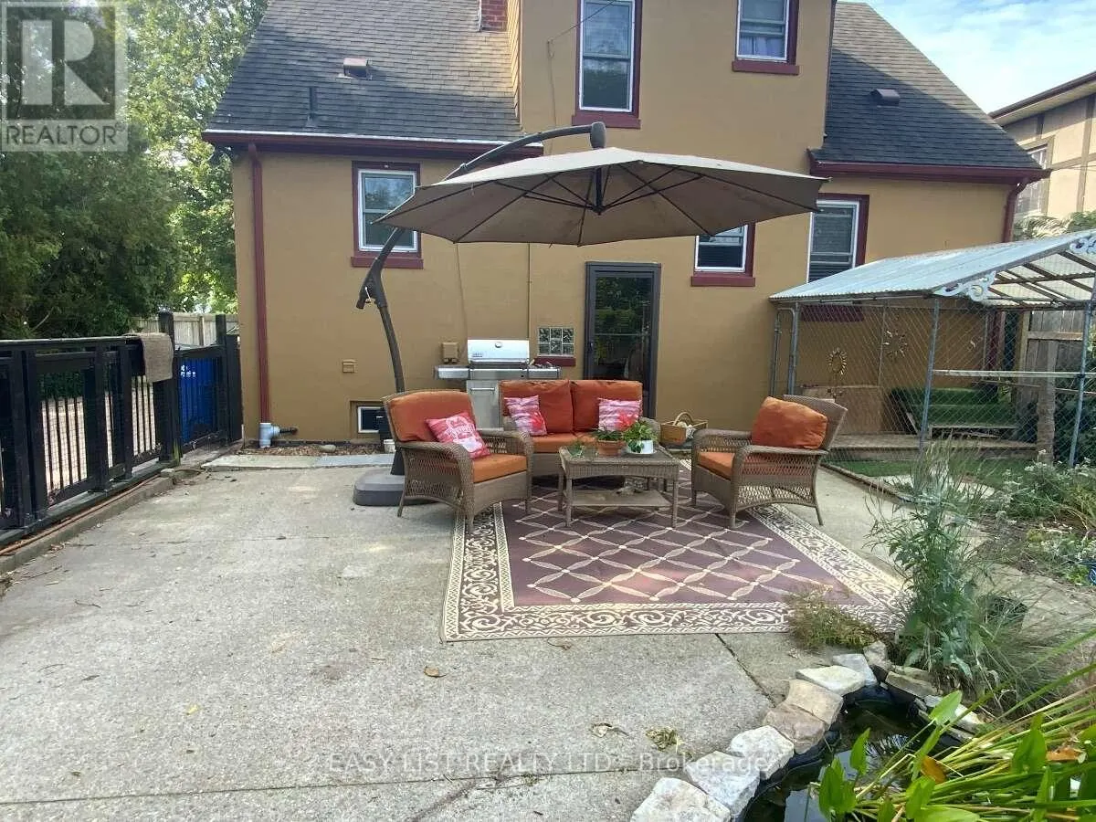 271 JOSEPH STREET