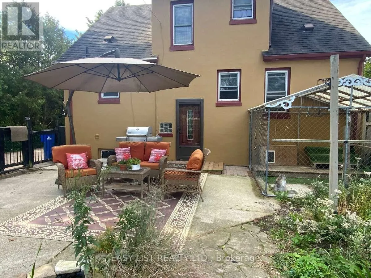271 JOSEPH STREET