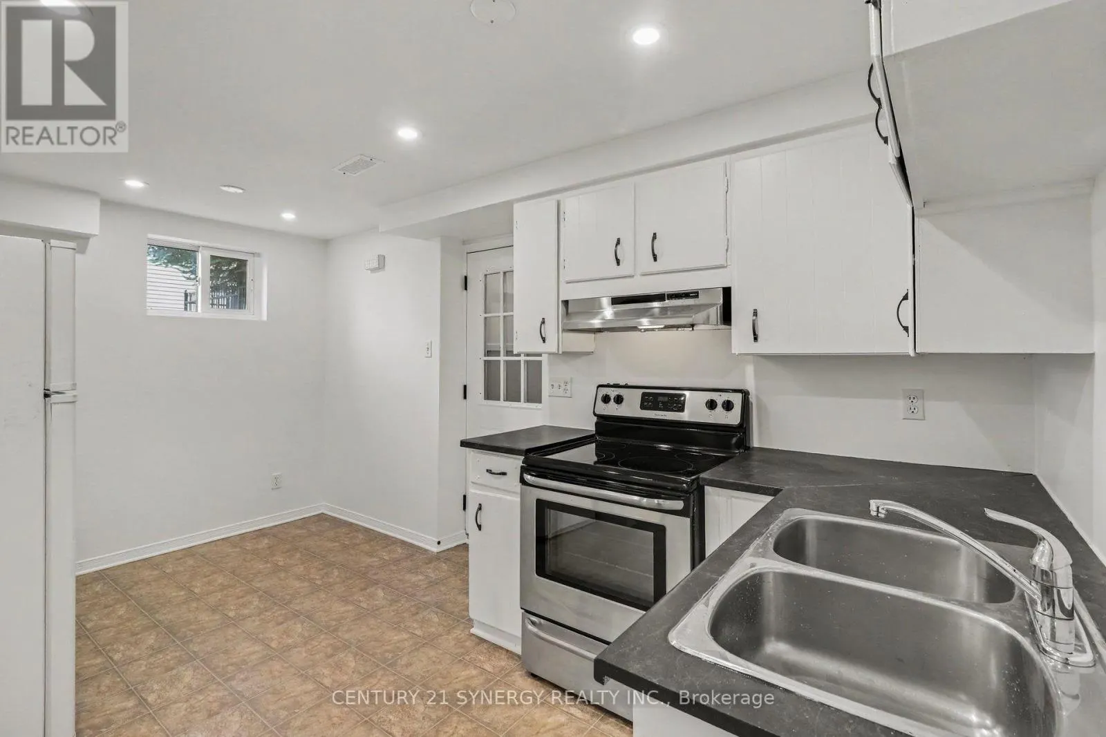 436 YVES STREET