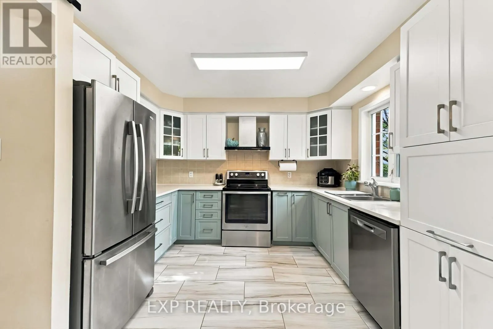 223 - 90 EDENVALE DRIVE