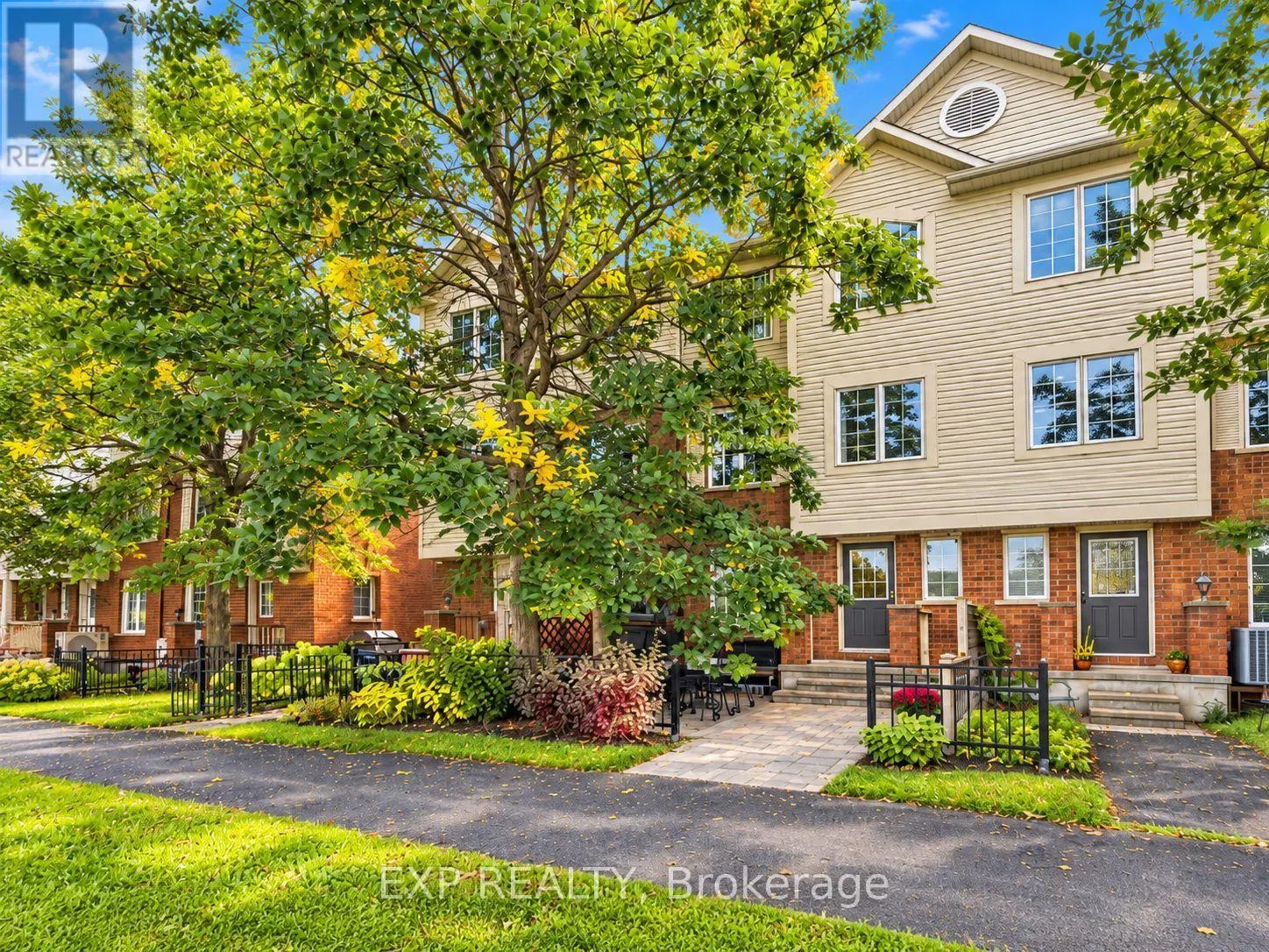 223 - 90 EDENVALE DRIVE
