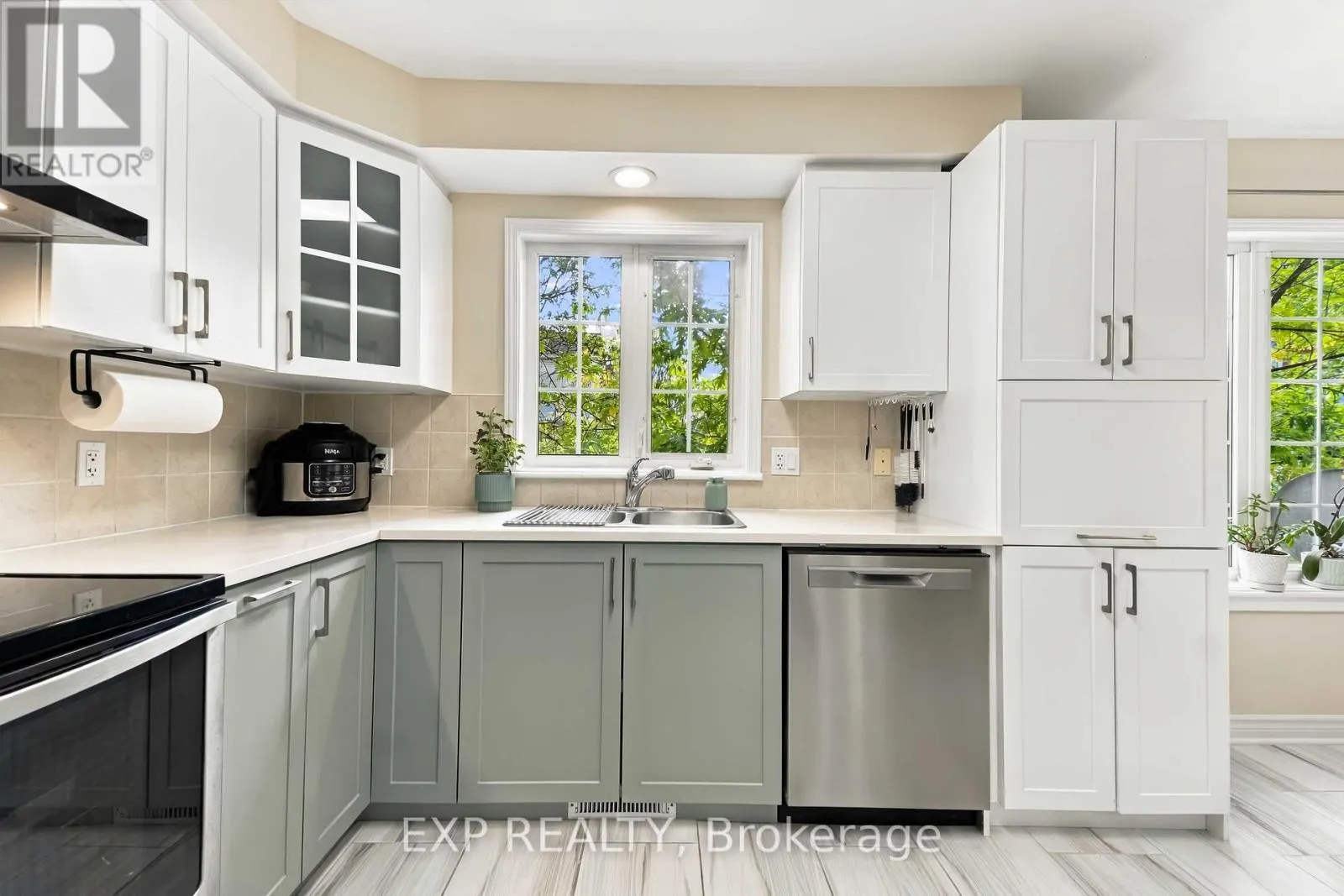 223 - 90 EDENVALE DRIVE