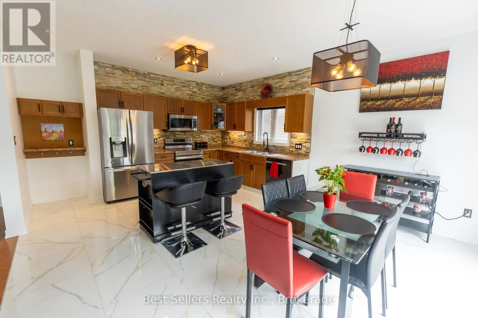 214 CARDINAL CRESCENT