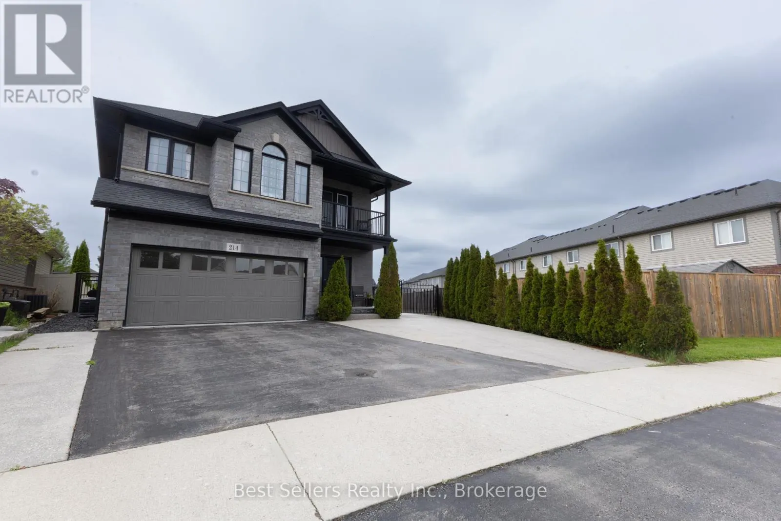 214 CARDINAL CRESCENT