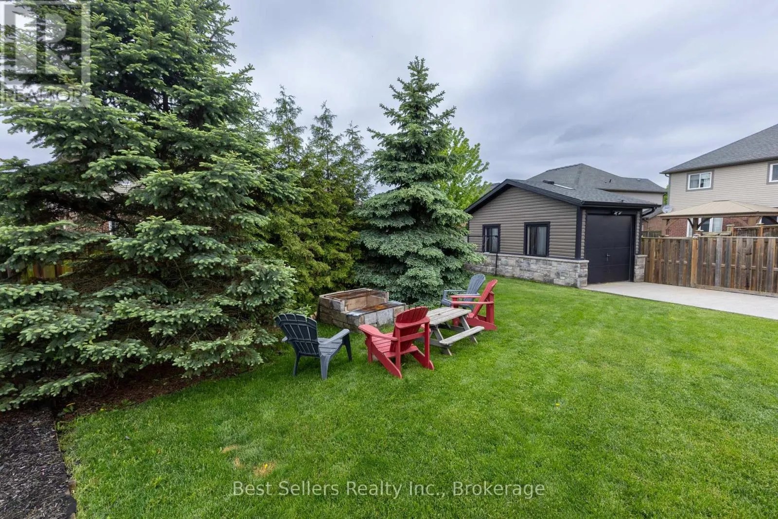 214 CARDINAL CRESCENT