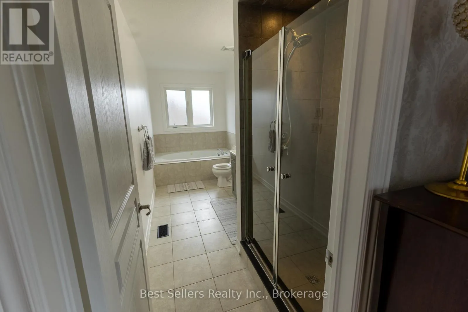 214 CARDINAL CRESCENT
