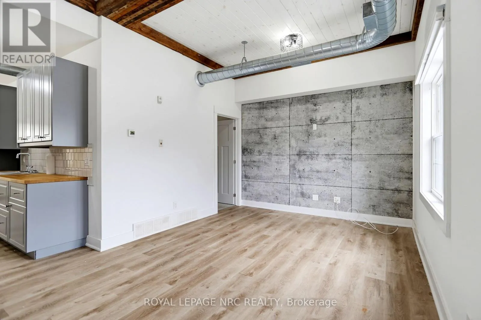 2 - 3930 ERIE ROAD #2