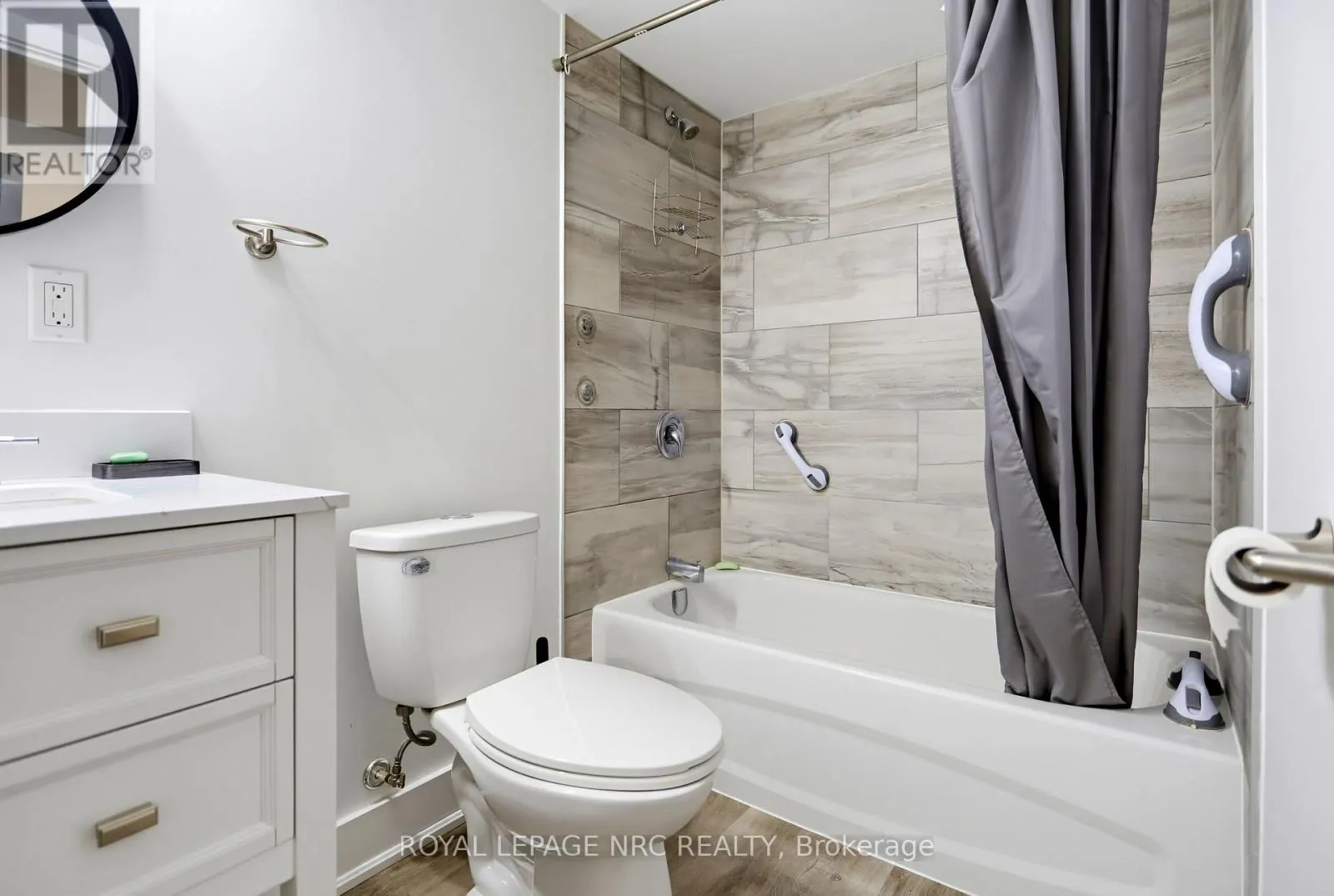 2 - 3930 ERIE ROAD #2