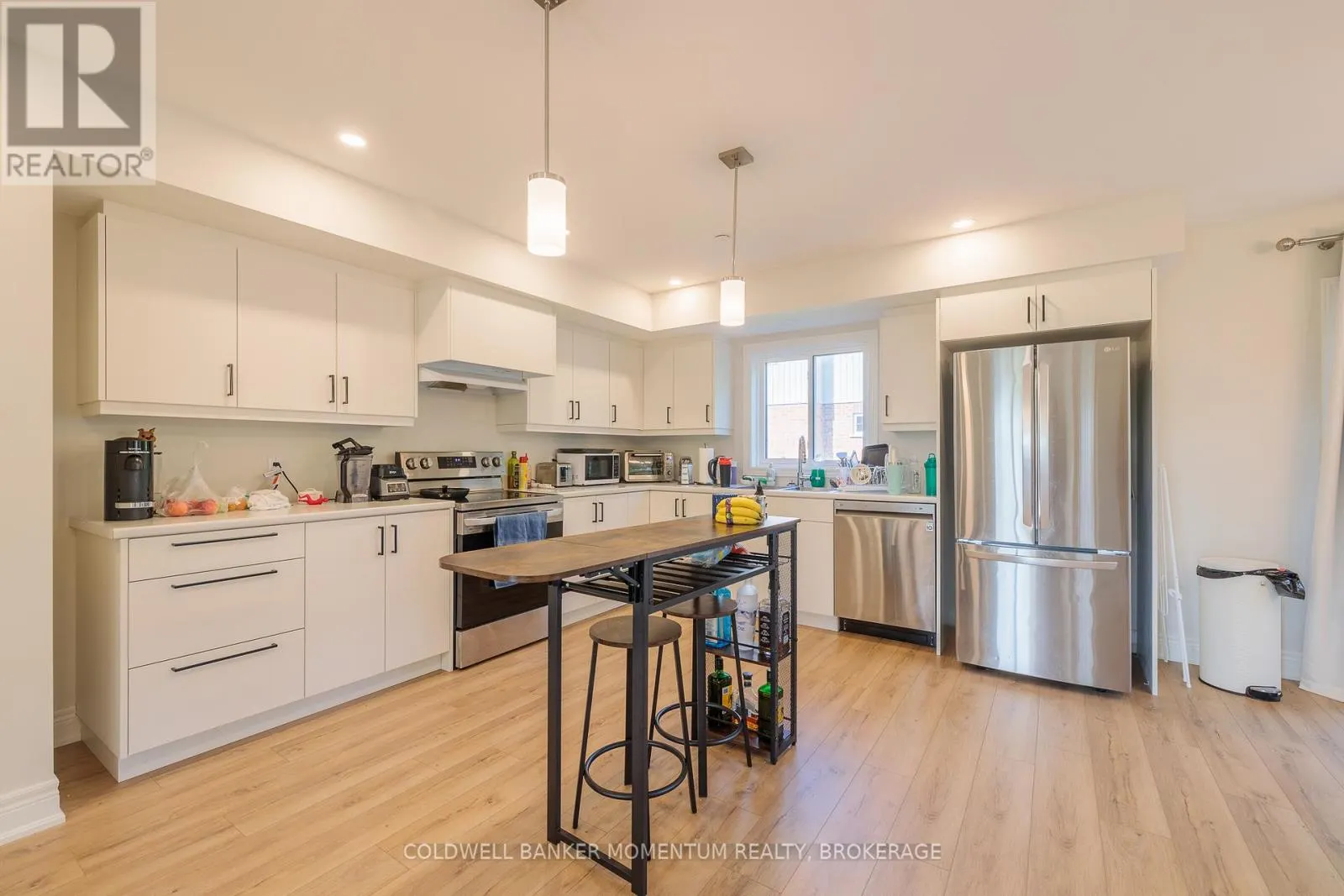 B - 153 B MOFFATT STREET #B