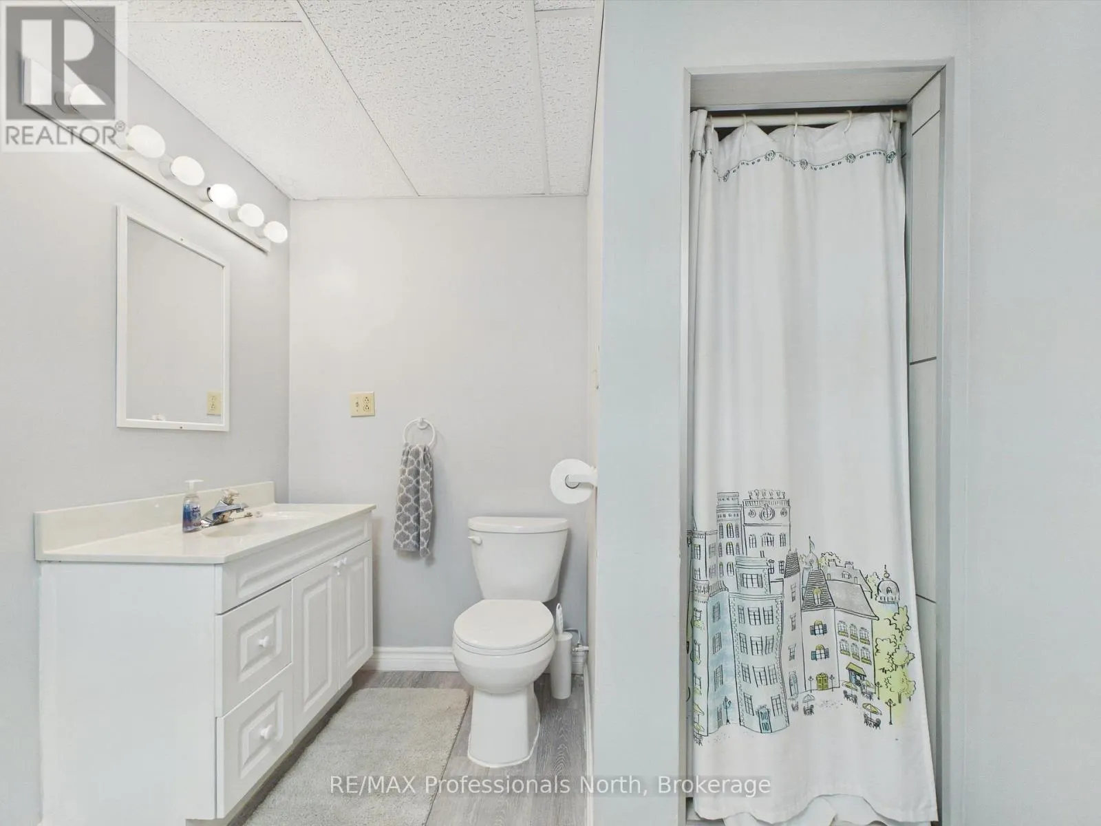 1 CRESTVIEW DRIVE