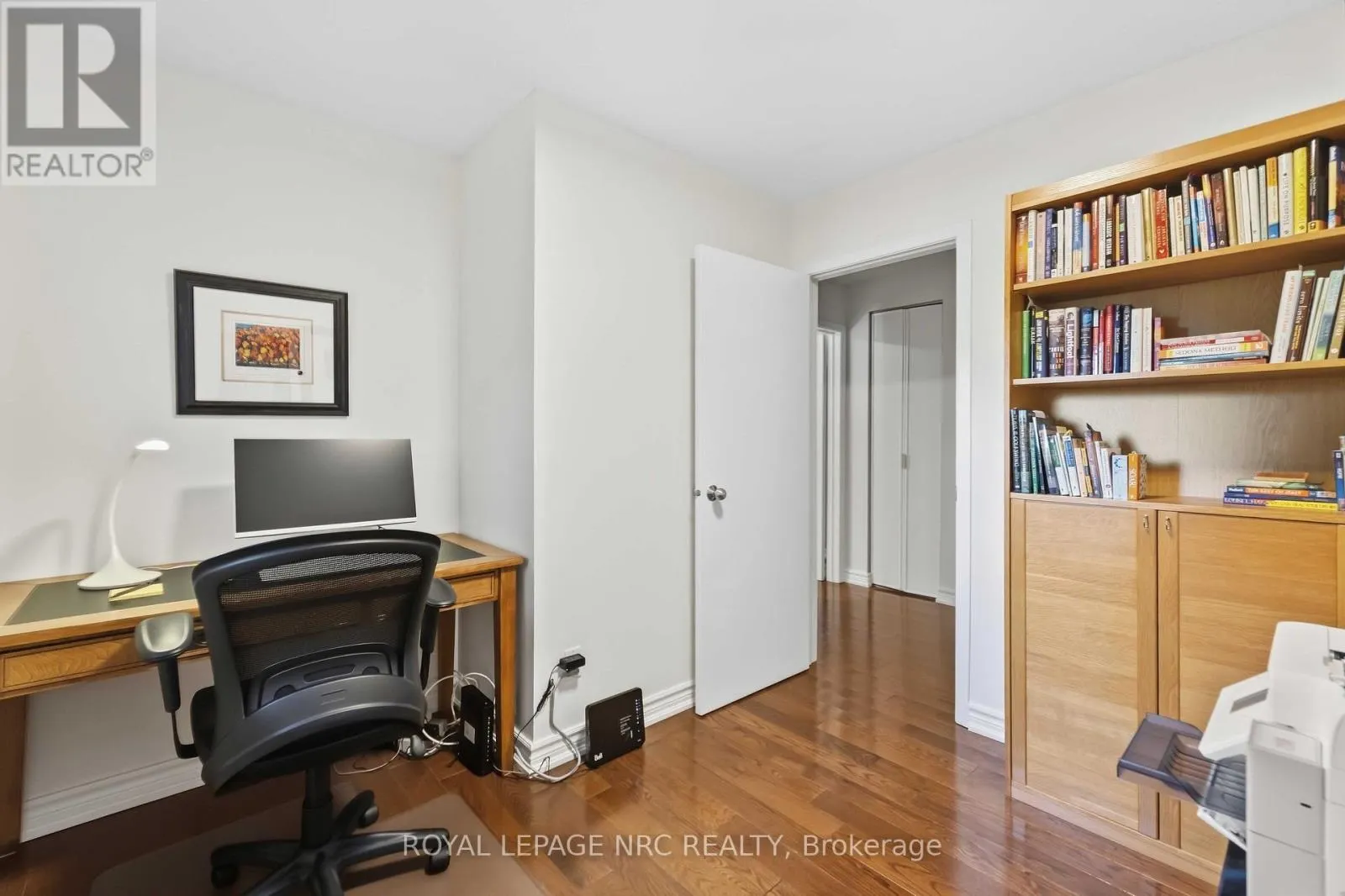 43 - 122 LAKESHORE ROAD #43