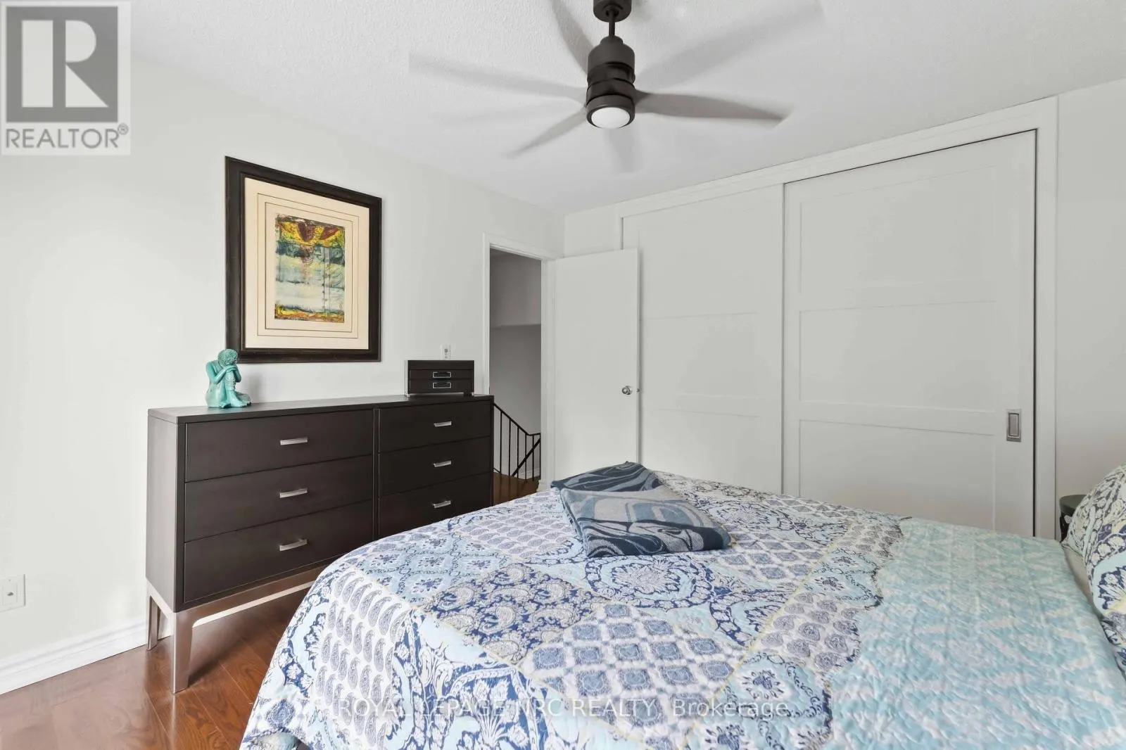 43 - 122 LAKESHORE ROAD #43