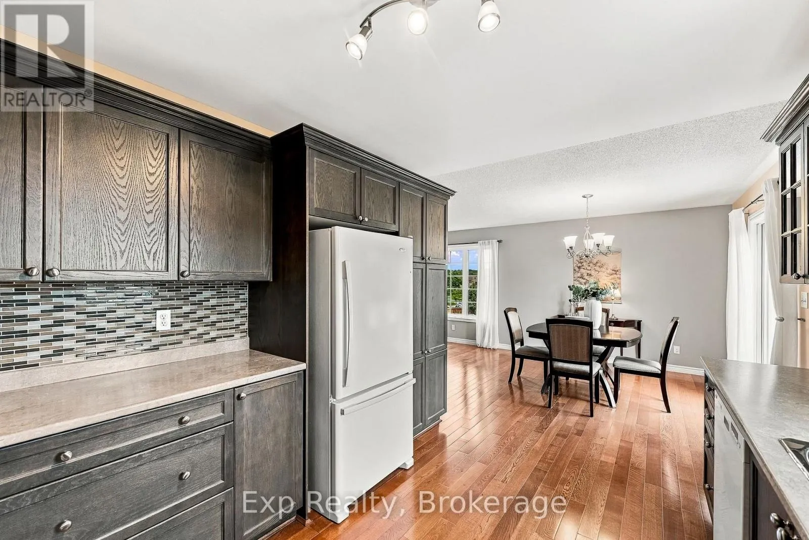 1266 ASHLAND DRIVE