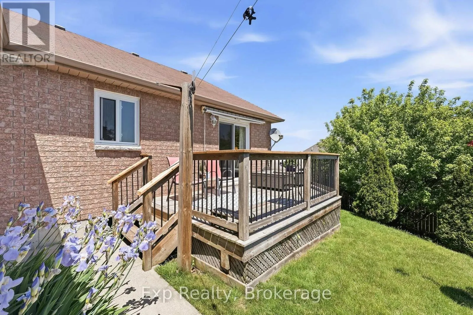 1266 ASHLAND DRIVE