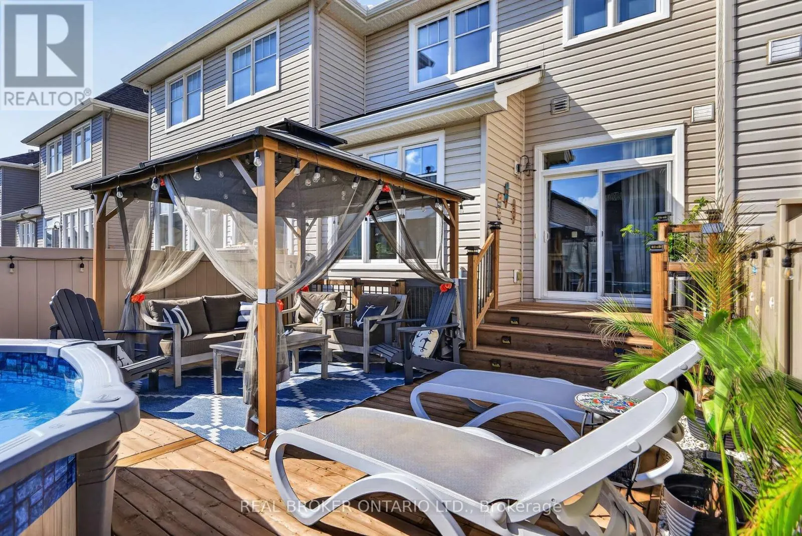 609 EGRET WAY