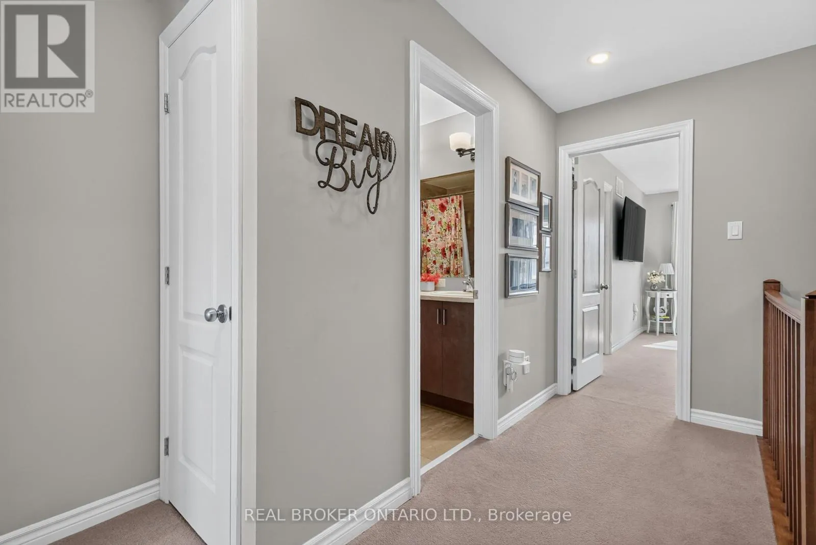609 EGRET WAY