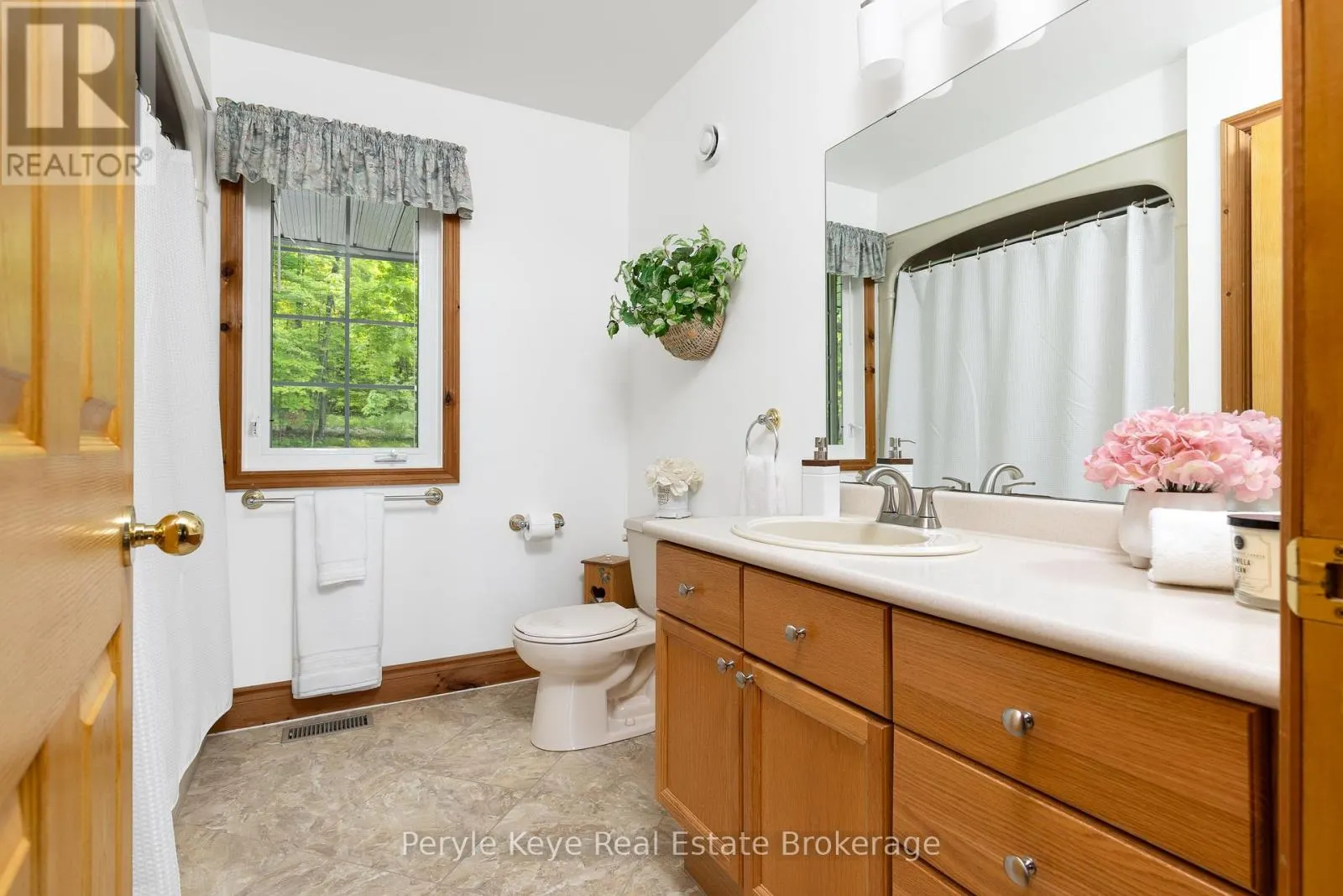 200 EDGEMERE ROAD