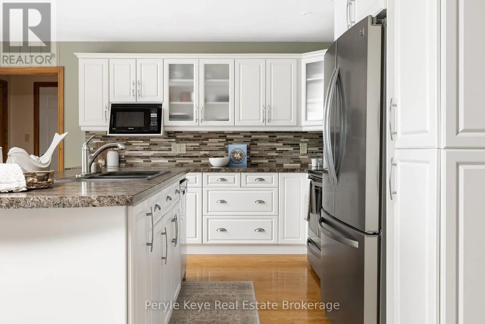 200 EDGEMERE ROAD