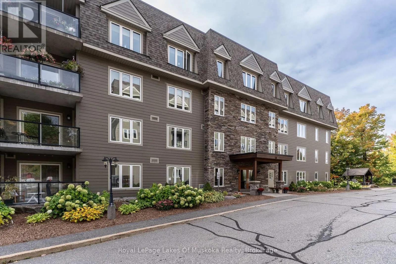 403 - 24 DAIRY LANE #403