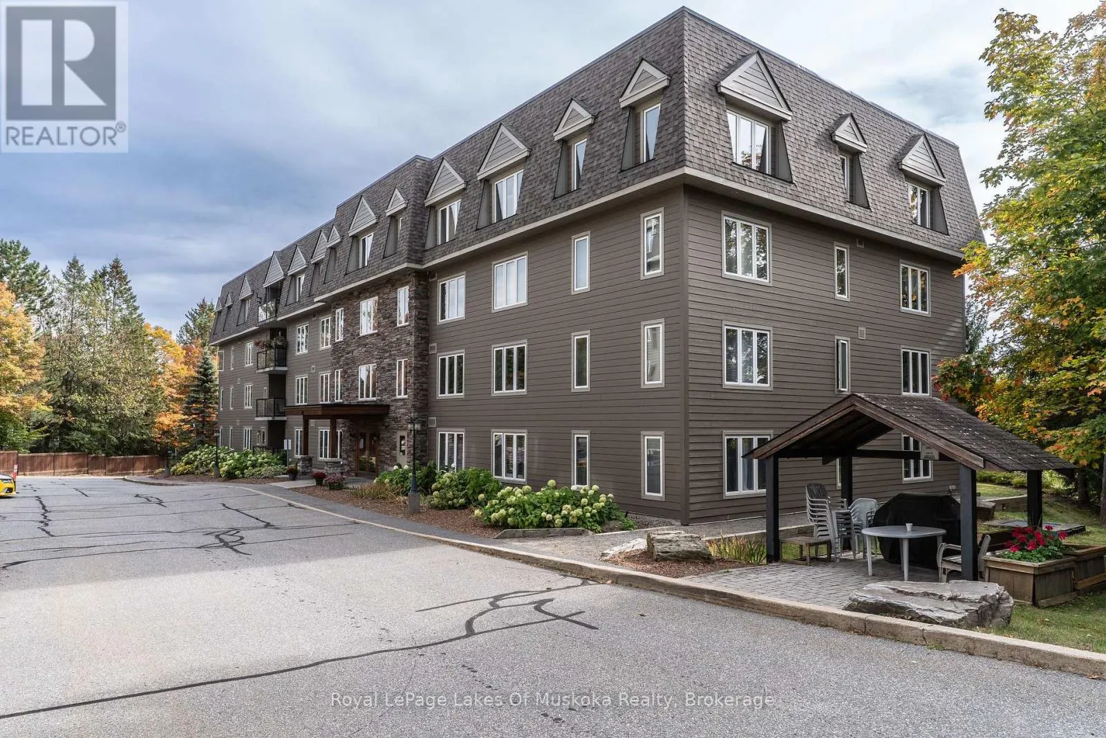403 - 24 DAIRY LANE #403