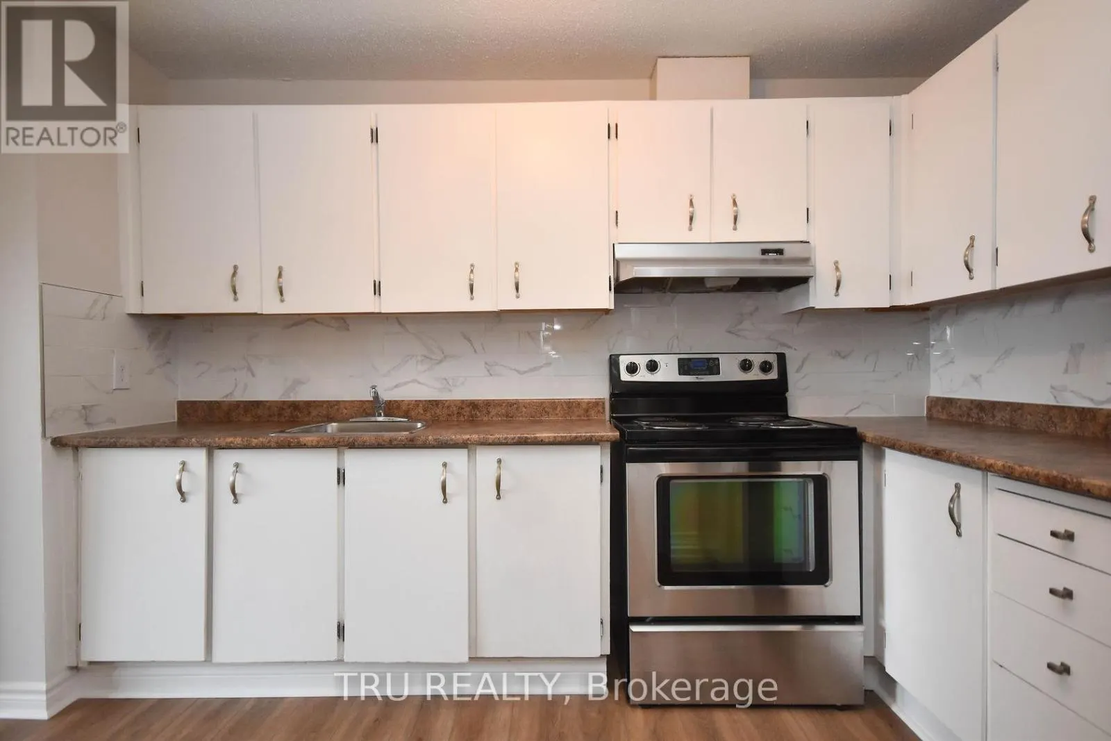 807 - 1505 BASELINE ROAD