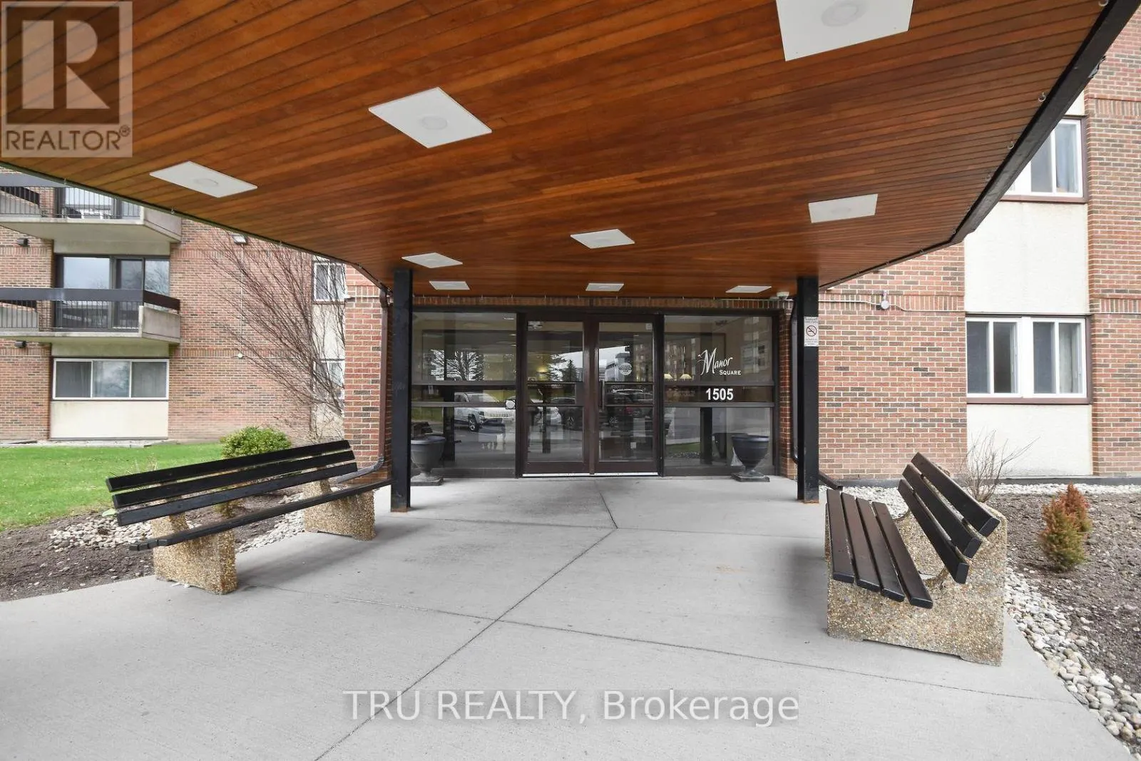 807 - 1505 BASELINE ROAD