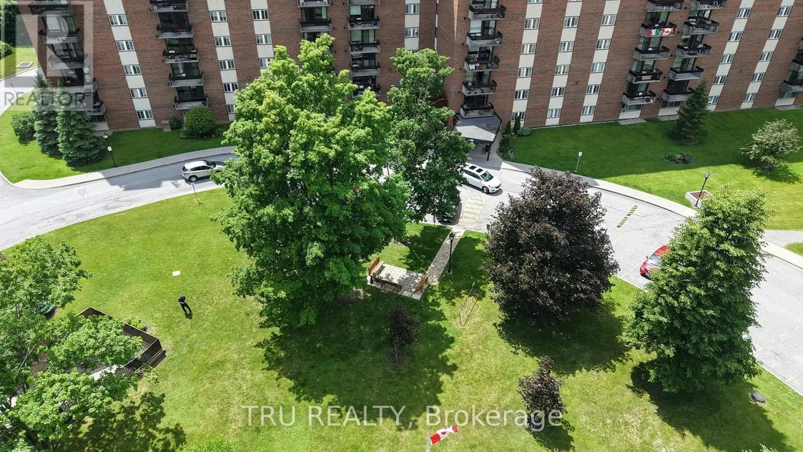 807 - 1505 BASELINE ROAD