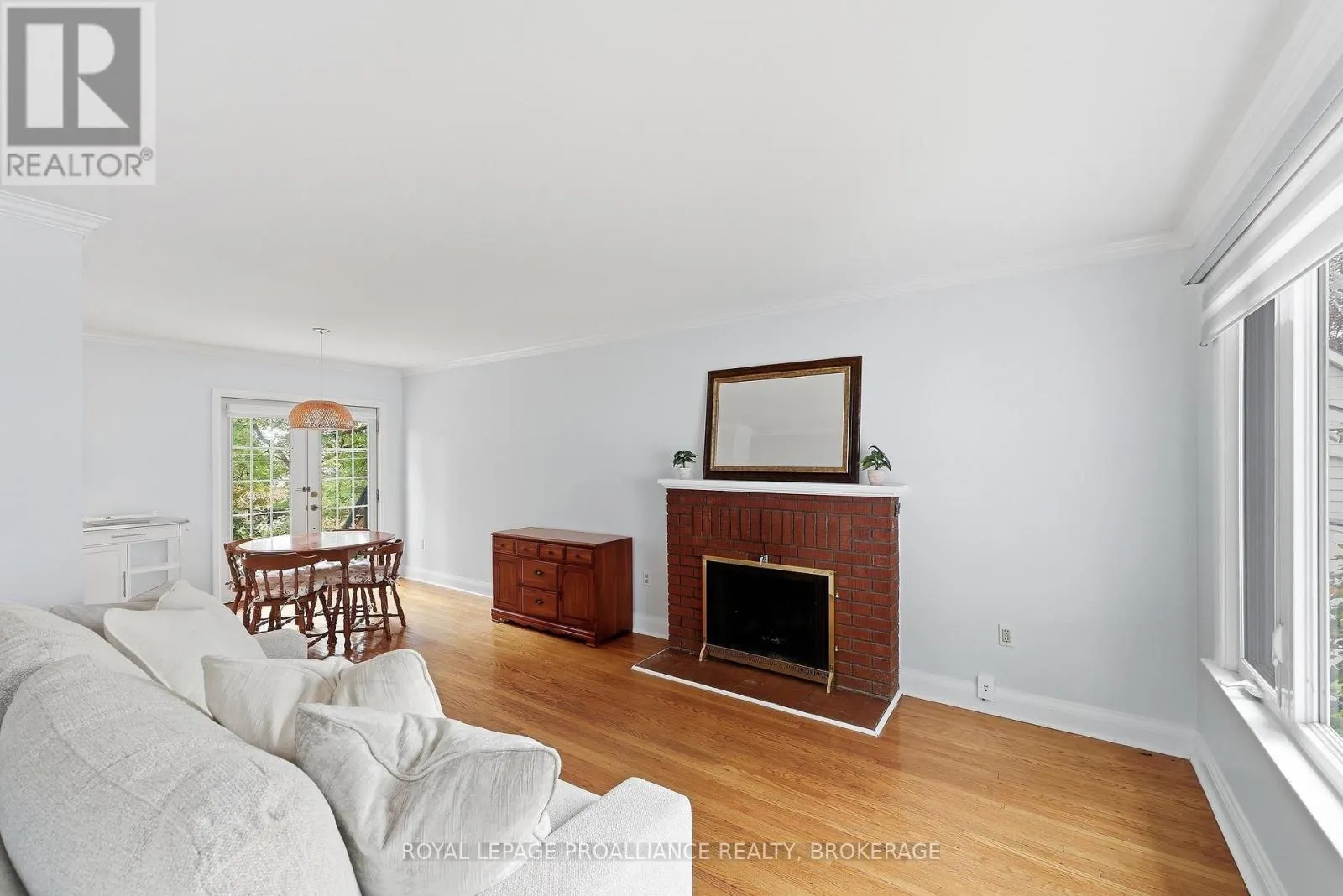 151 HAWTHORNE AVENUE