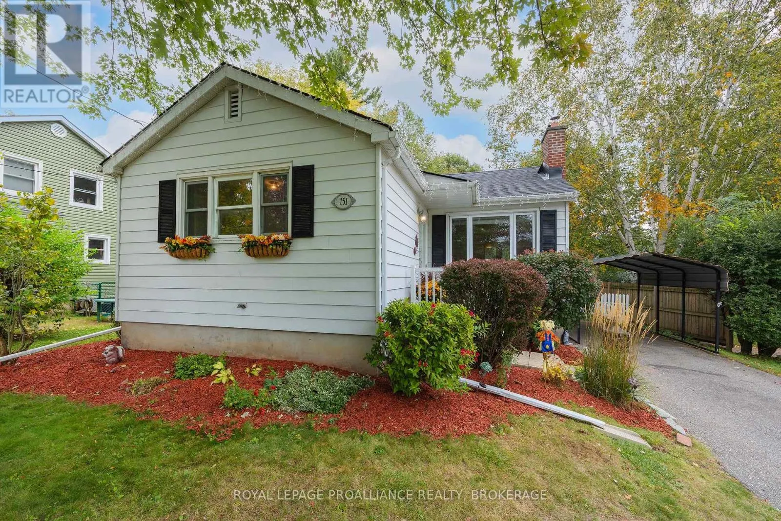 151 HAWTHORNE AVENUE