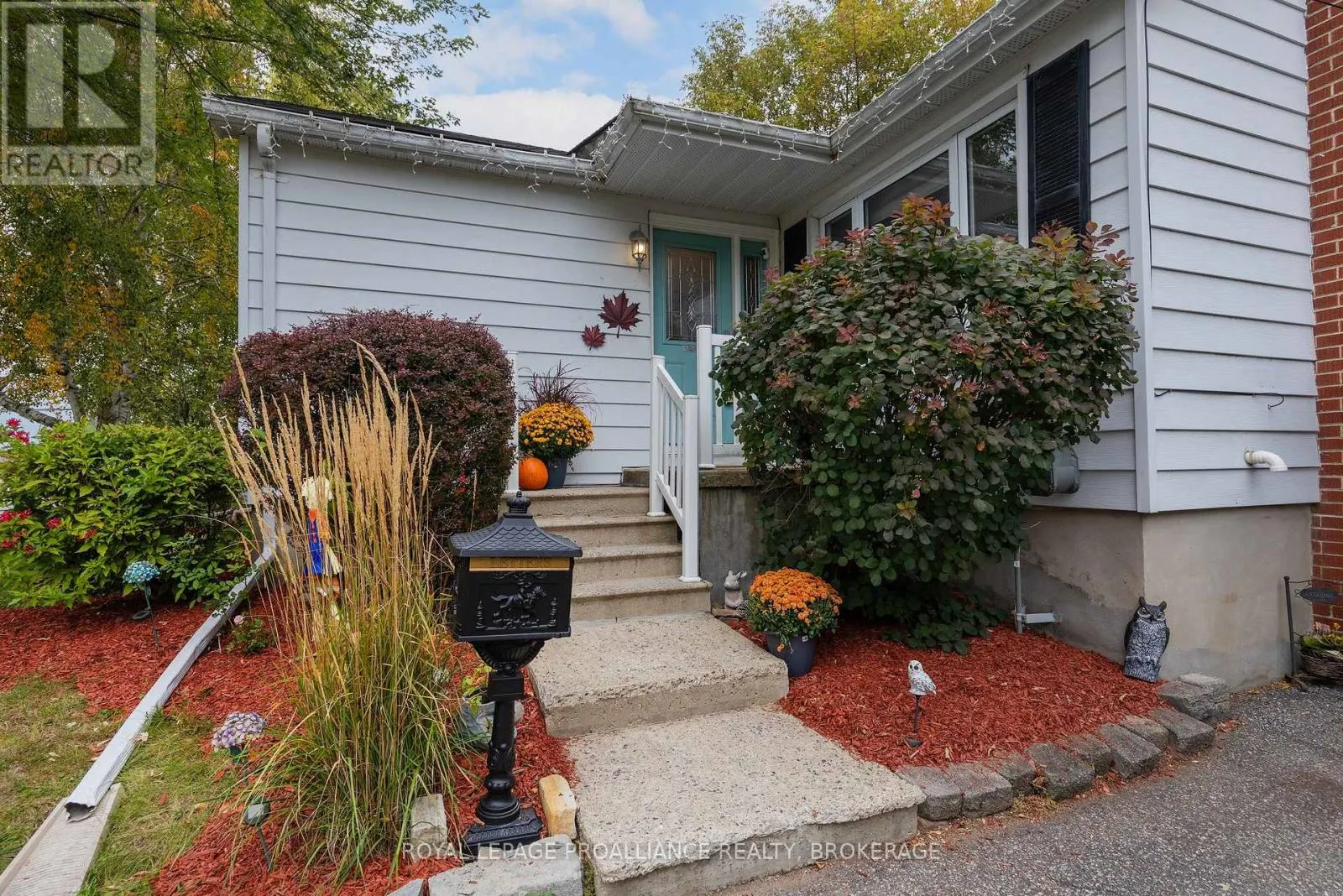 151 HAWTHORNE AVENUE