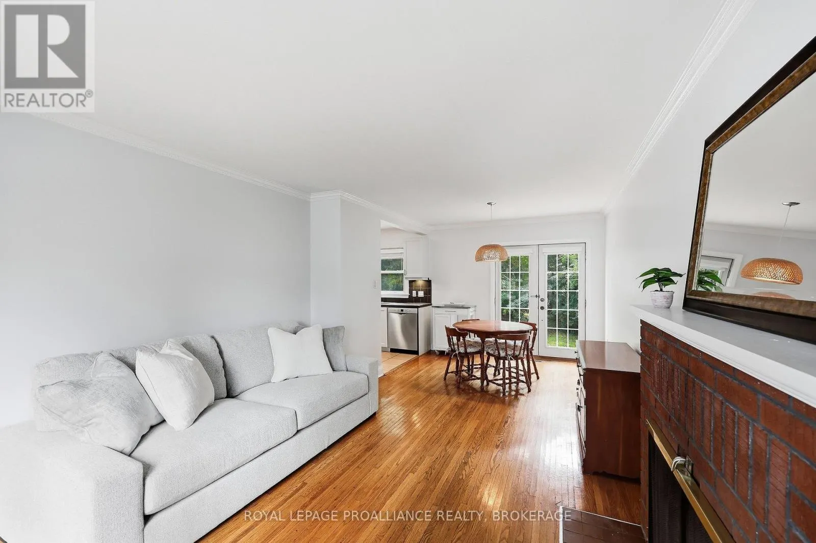 151 HAWTHORNE AVENUE
