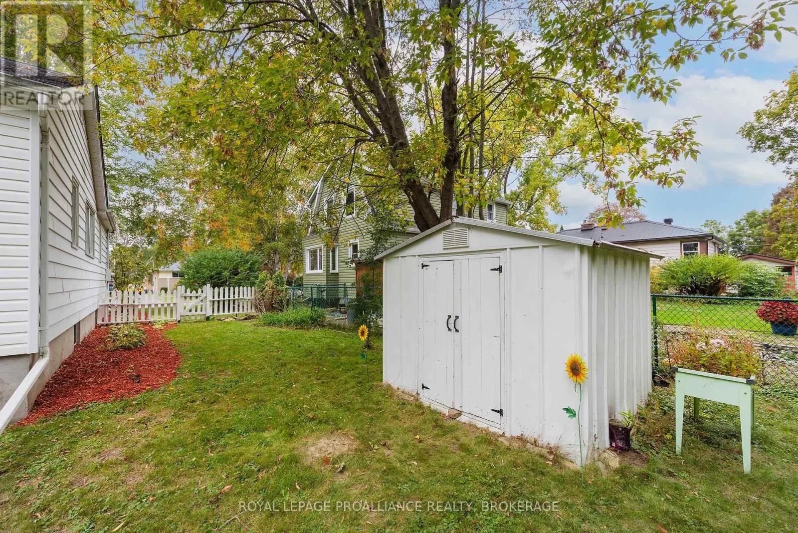 151 HAWTHORNE AVENUE