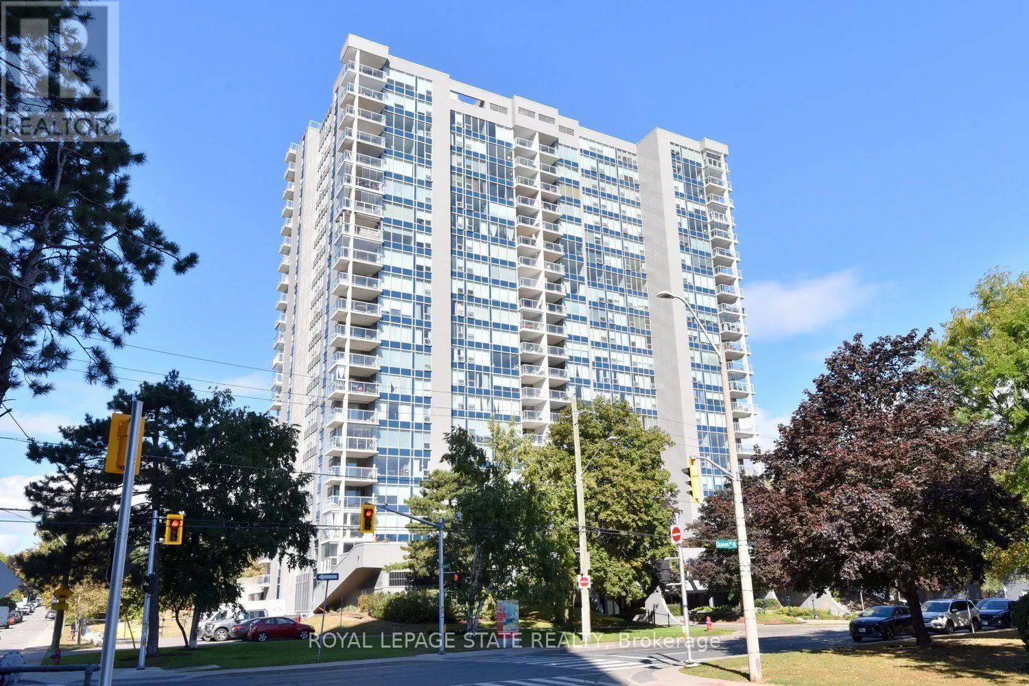 2007 - 75 QUEEN STREET N