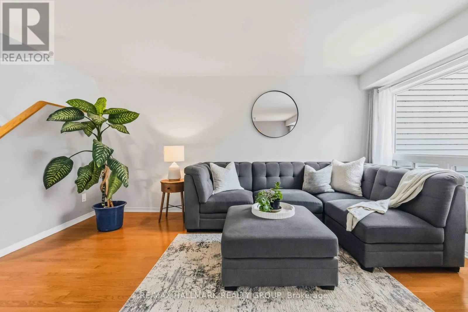 6 MARAVISTA DRIVE