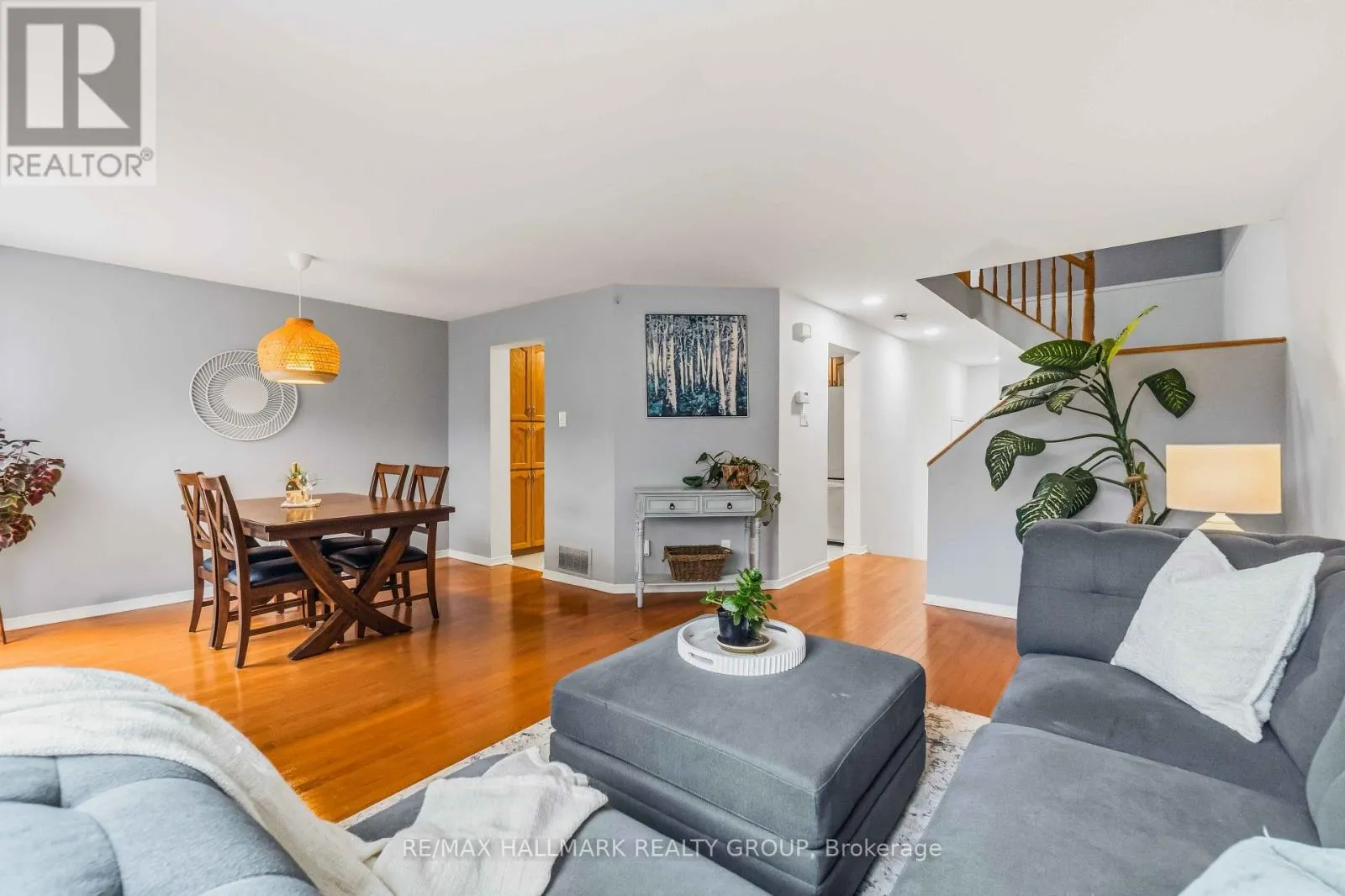 6 MARAVISTA DRIVE