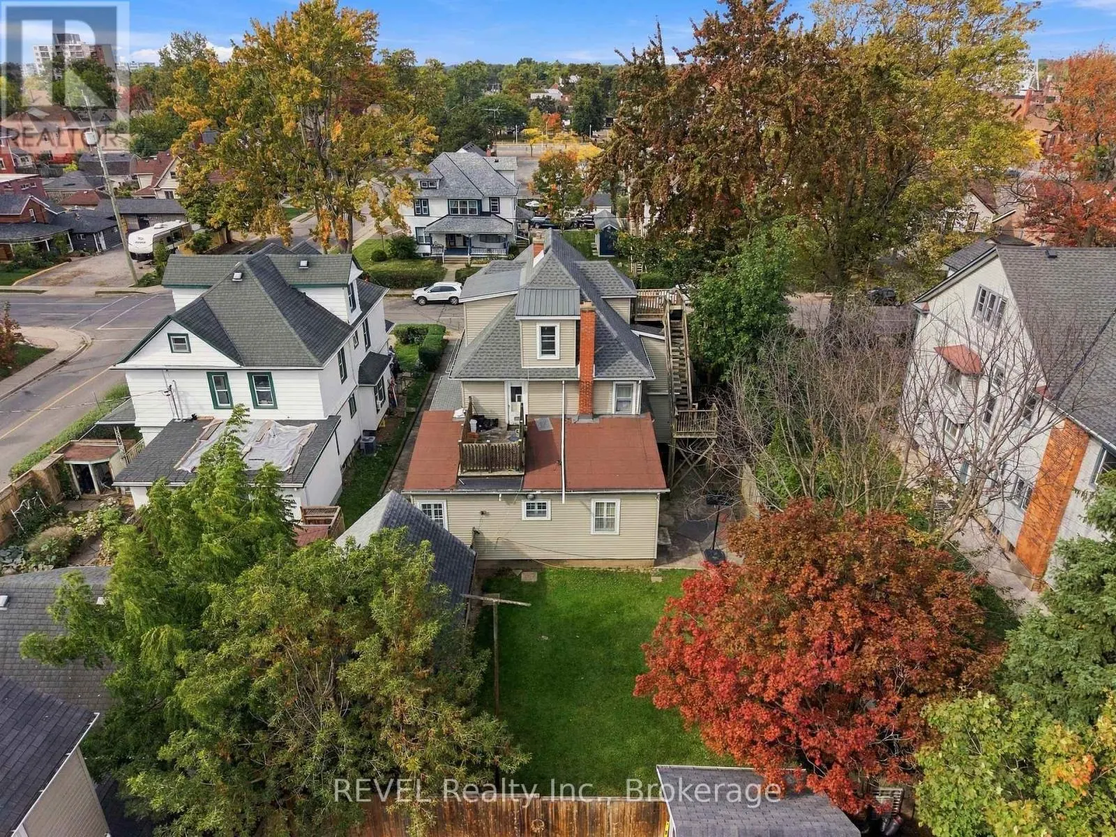 132 HELLEMS AVENUE