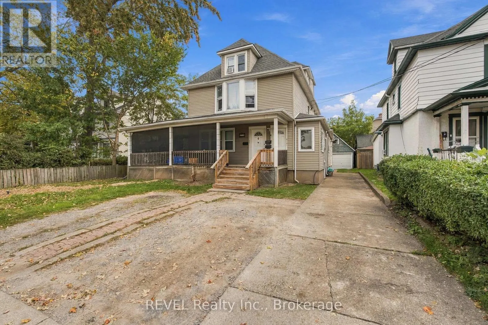 132 HELLEMS AVENUE