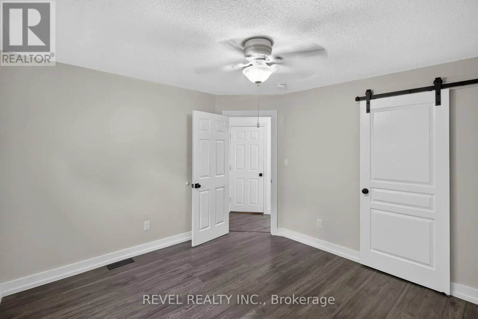 30 RAY STREET N