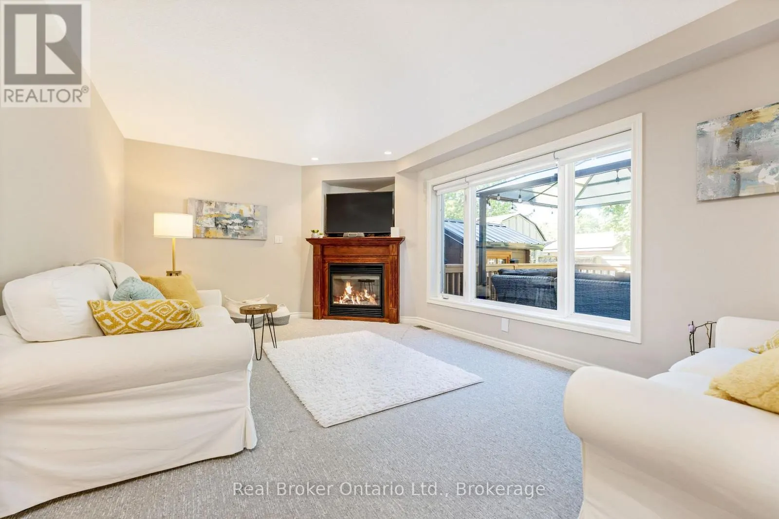 22 ATTO DRIVE