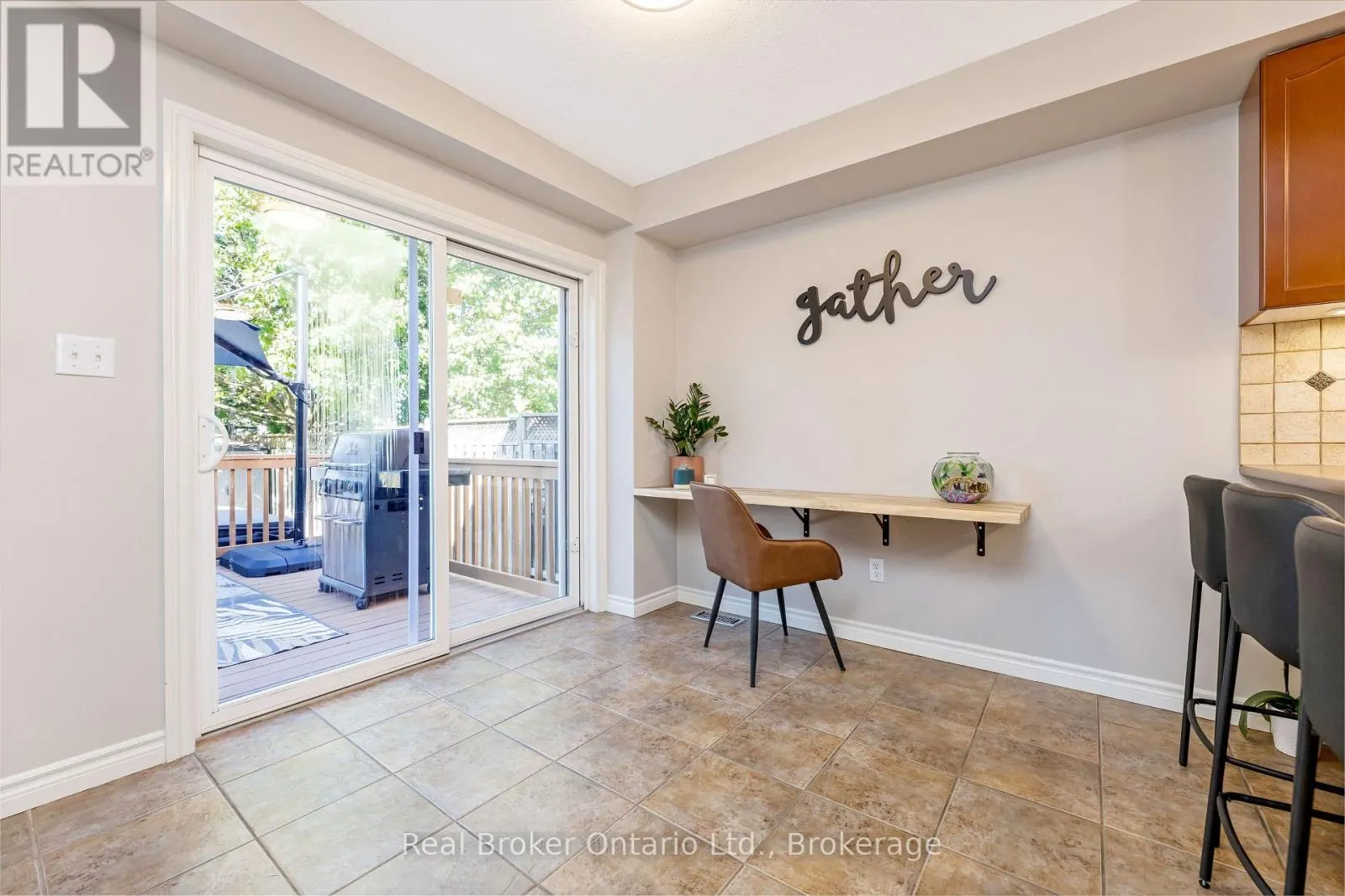 22 ATTO DRIVE