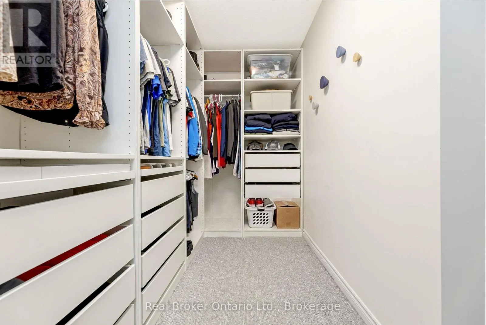 22 ATTO DRIVE
