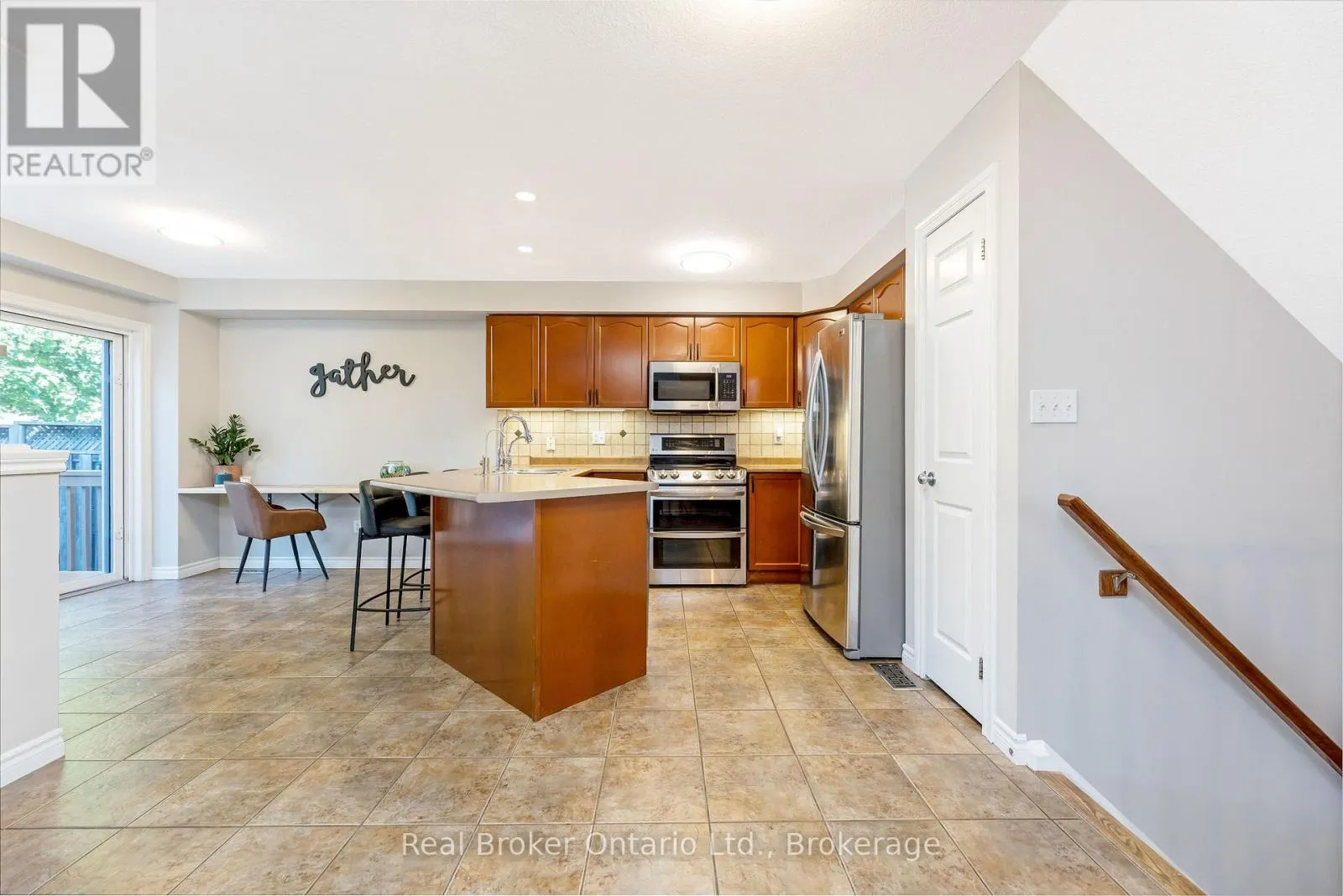 22 ATTO DRIVE