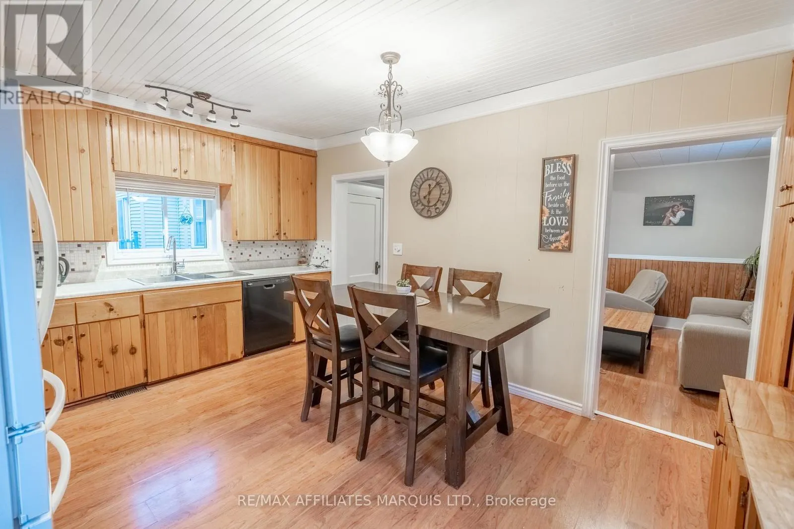 311 FOURTH STREET W