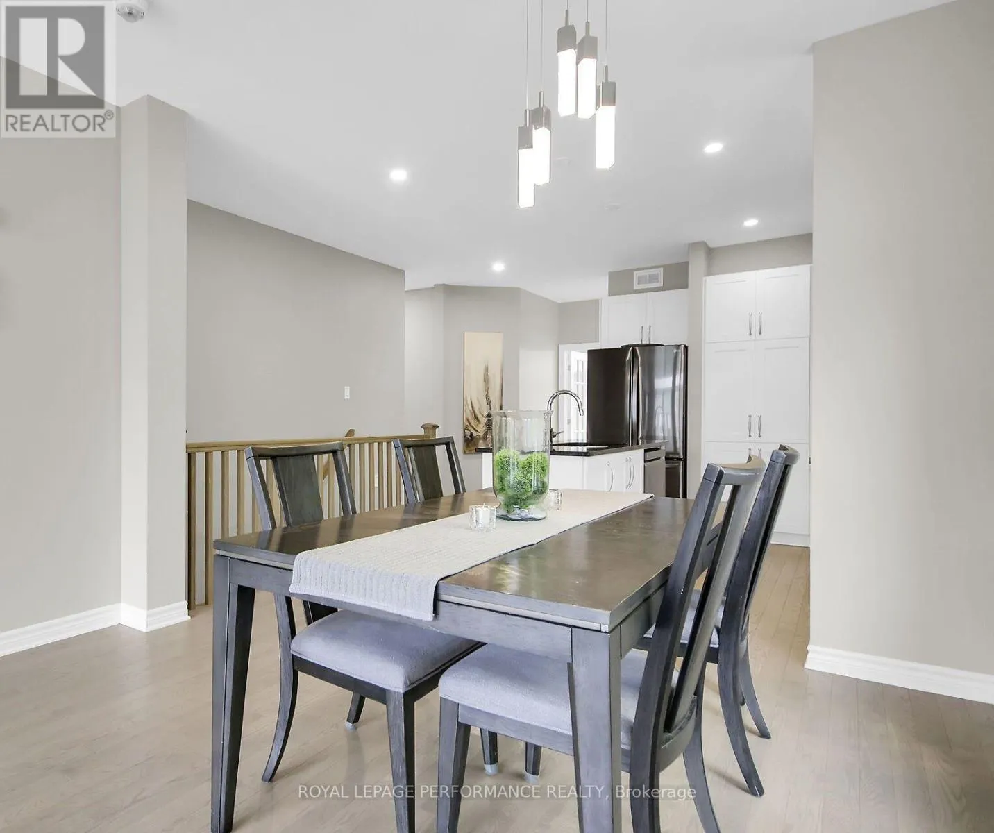 522 SILVERBELL CRESCENT
