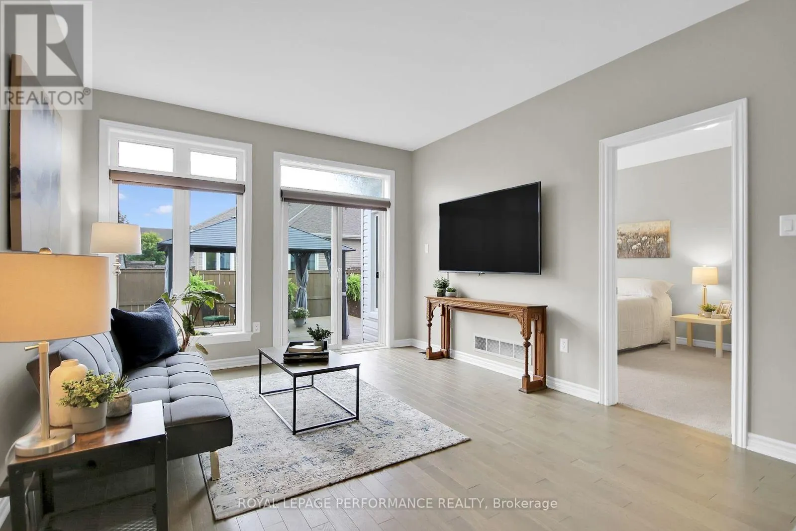 522 SILVERBELL CRESCENT