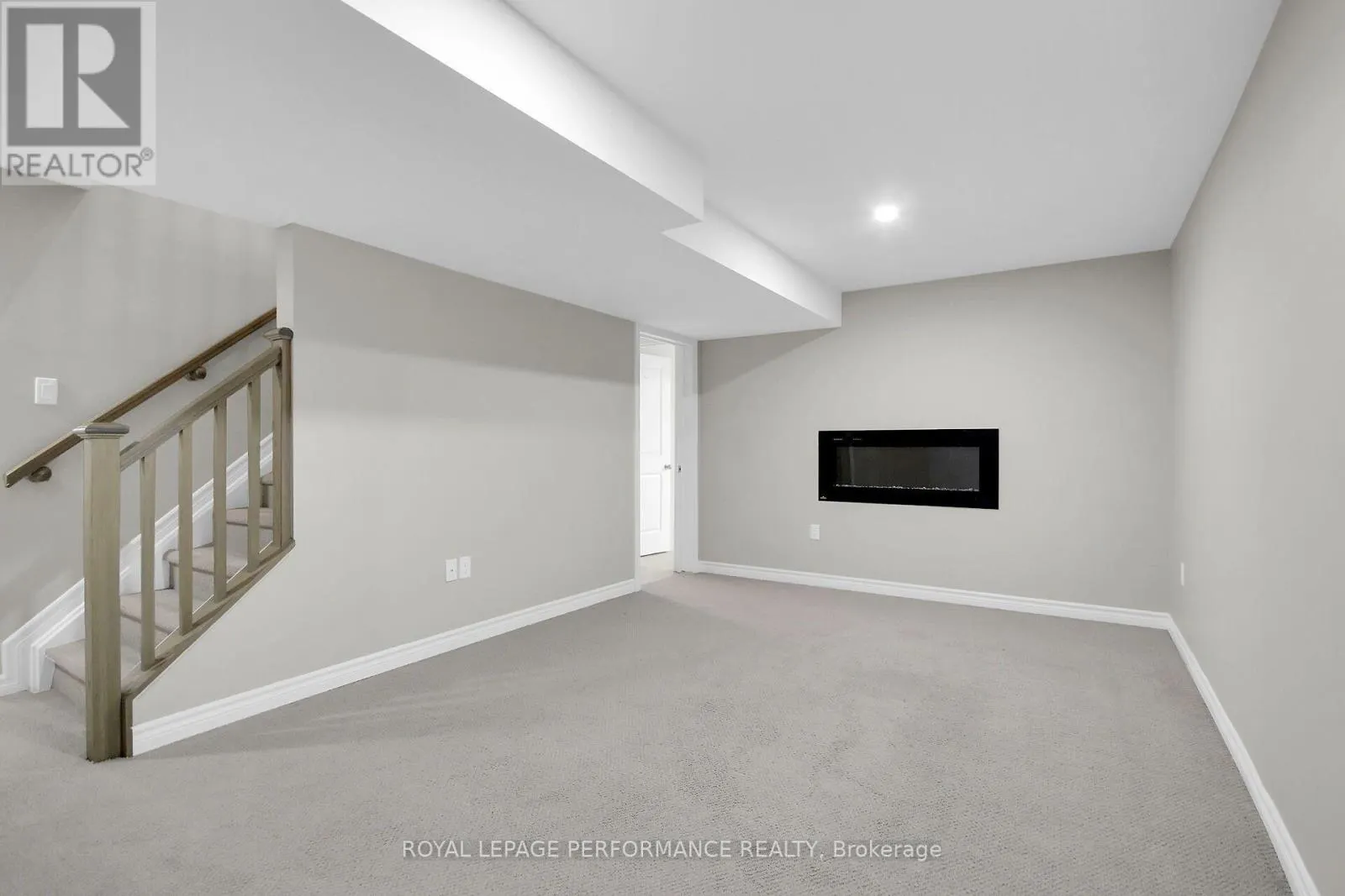 522 SILVERBELL CRESCENT