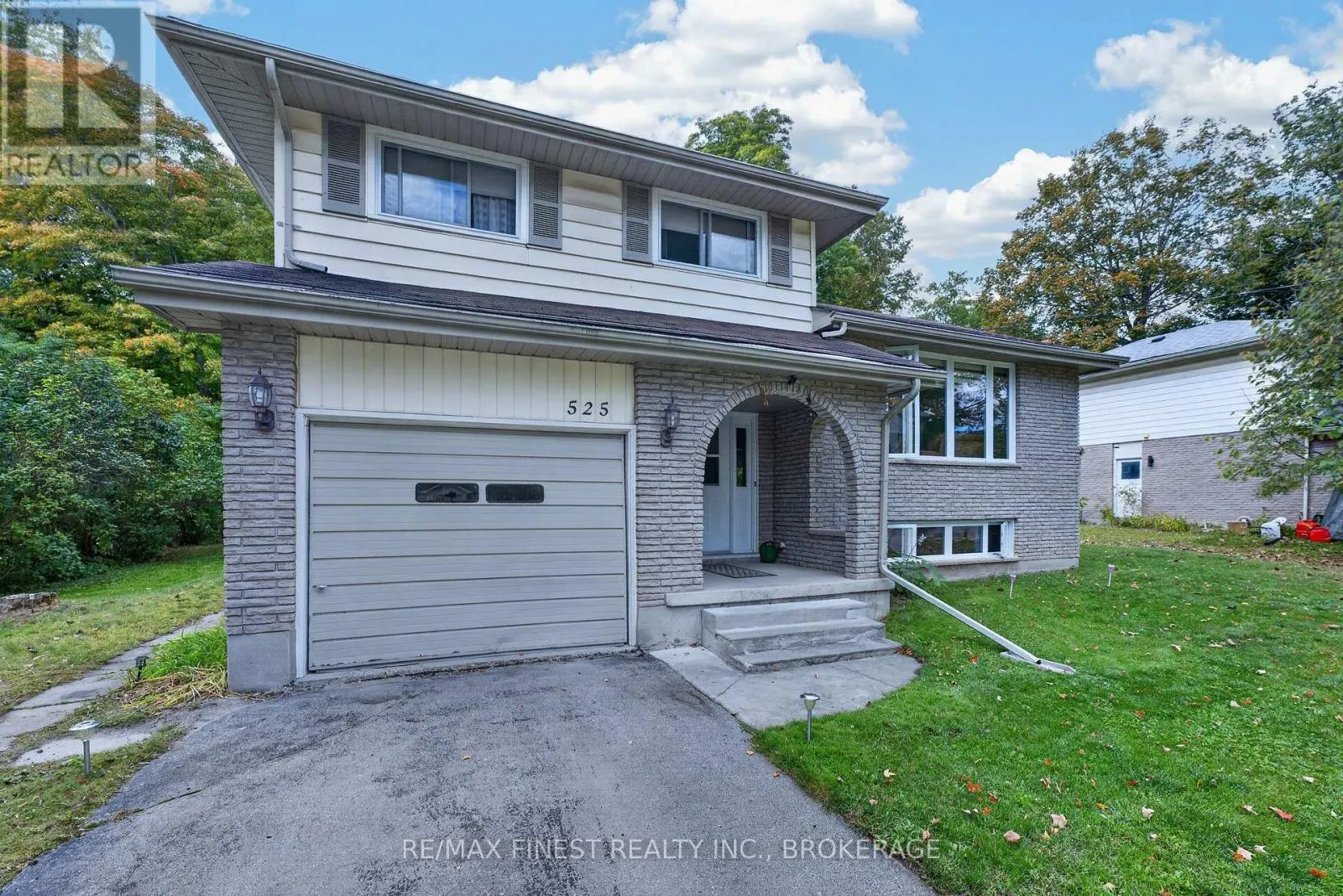 525 WHITES ROAD