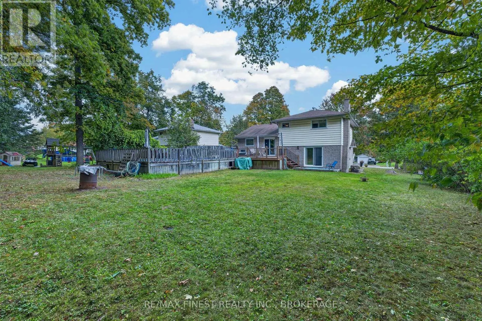525 WHITES ROAD