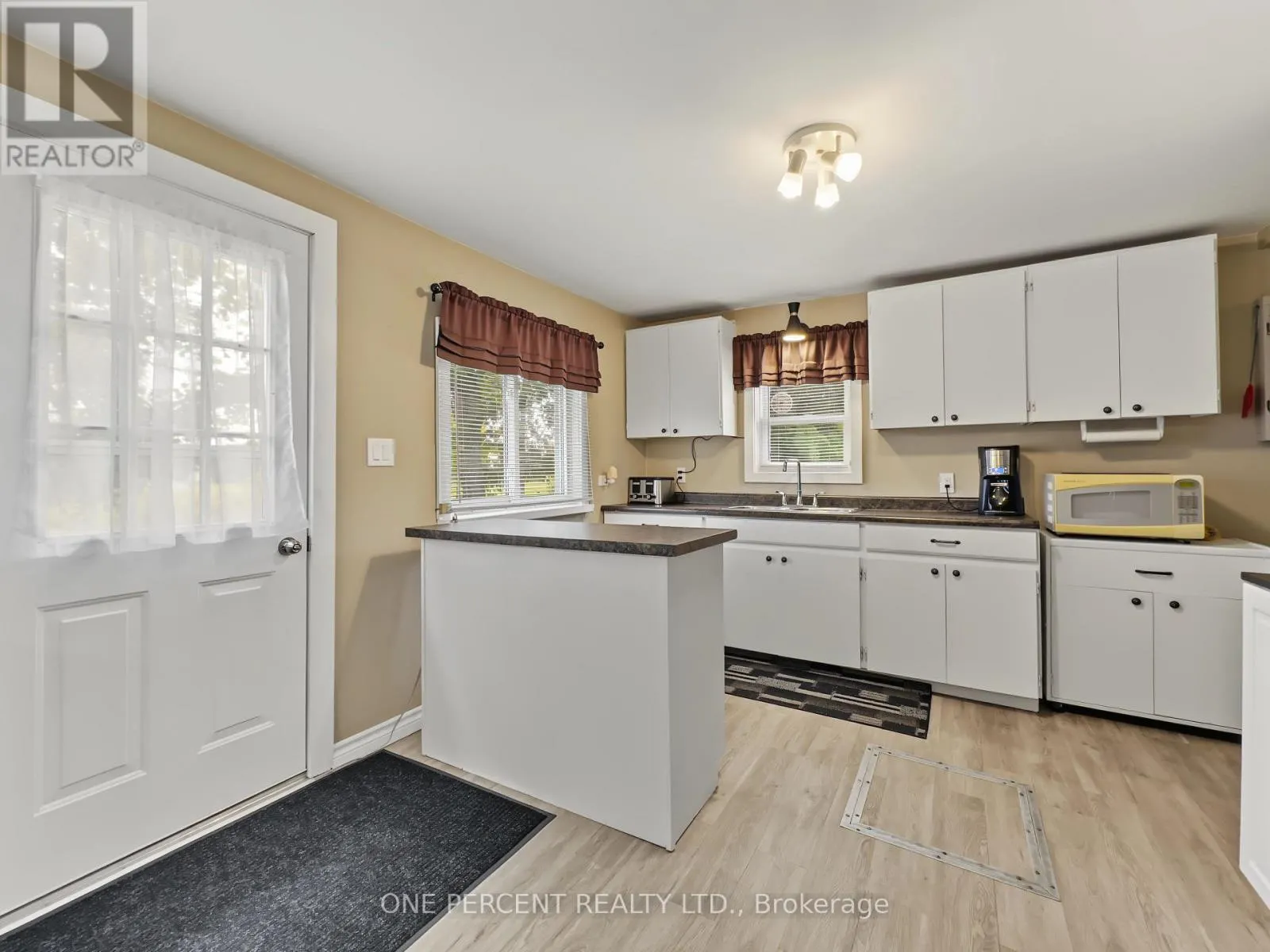 1619 CENTREVILLE ROAD