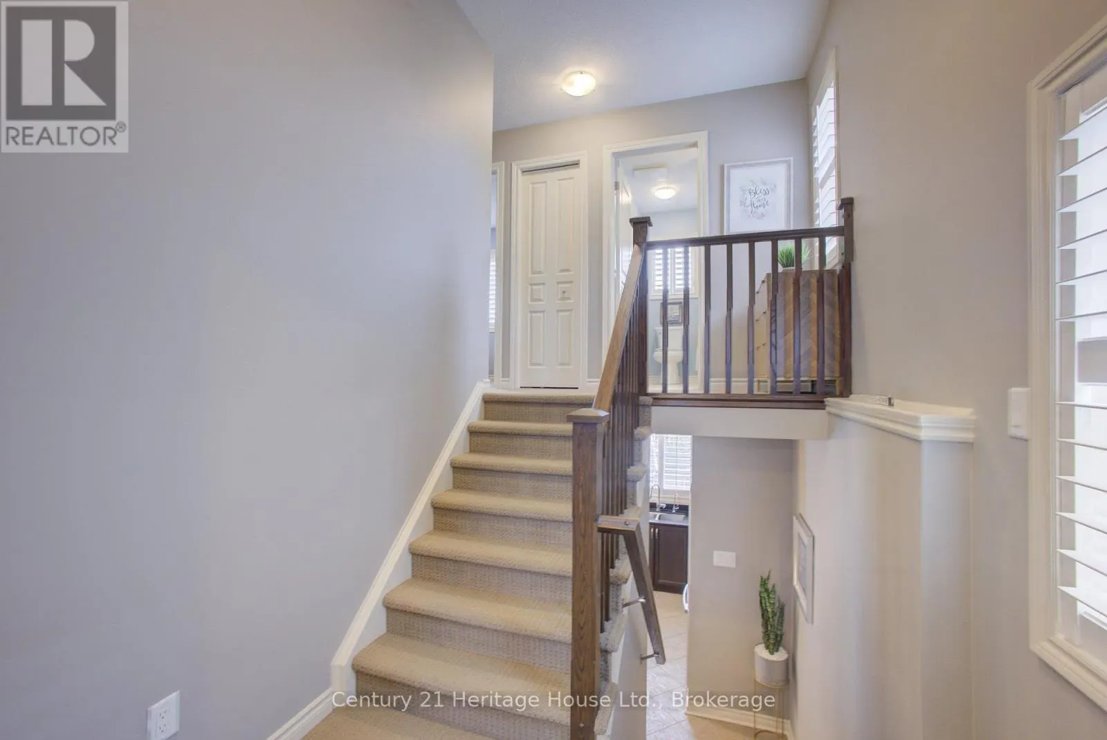 79 LAUGHLAND LANE